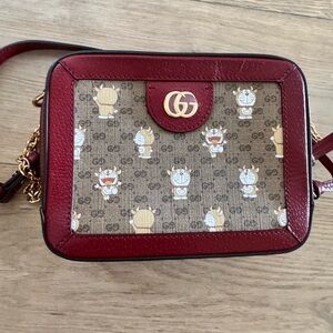 Gucci Brown GG Supreme Canvas Crossbody with Red Leather Trim